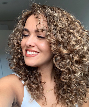 Texture Tales: Gabi on Putting Her Straightener Away to Embrace Her Curly Hair