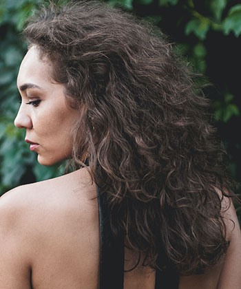 5 Signs It's Time to Clarify Your Hair