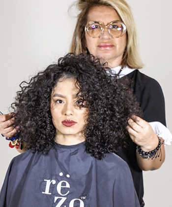 Nubia Suarez Shares Her Secrets to Cutting Curly Hair with her Signature Technique, the Rezo Cut