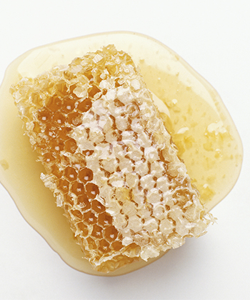 How to remove beeswax from your hair